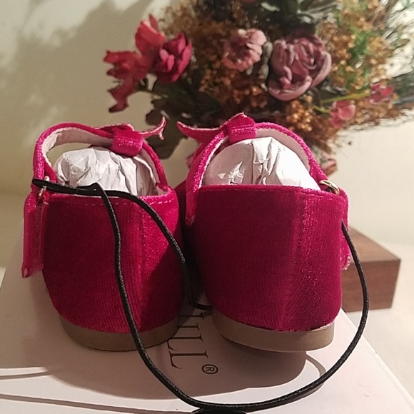 Shoes, Infant Girls Raspberry Mary Jane's - Picture 6 of 11